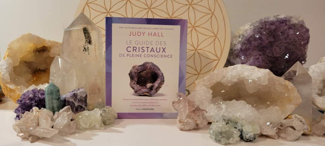 Livre - Le guide des cristaux de pleine conscience